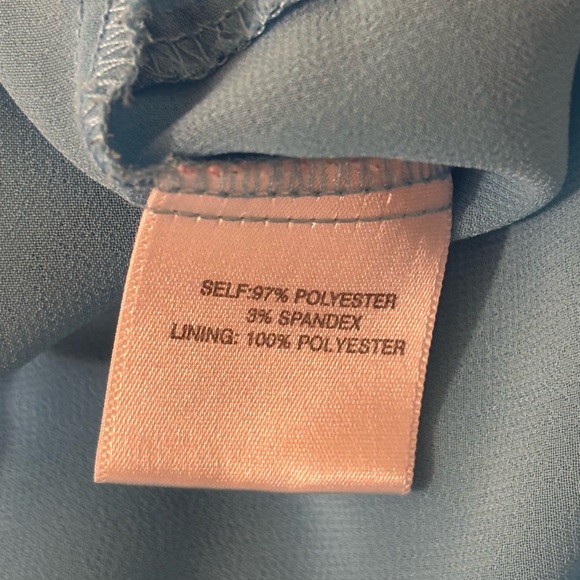 Rose & Olive Blue Sleeveless Top - Picture 5 of 7